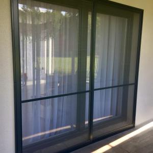 moskitiera-drzwiowa-przesuwna-06